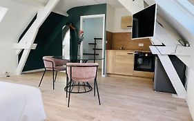 The Florestia Magnificent Renovated Loft